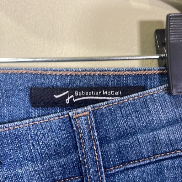 Sebastian McCall, Sz 31, Modern & Sexy - Picture 3 of 11